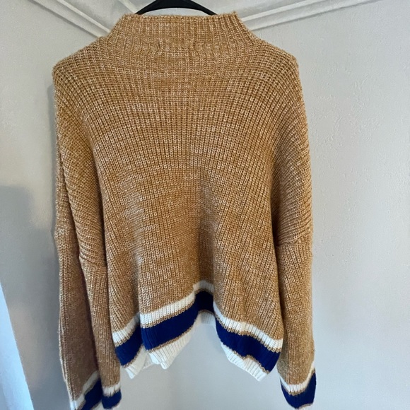 cropped turtleneck sweater 😁 - Picture 2 of 2